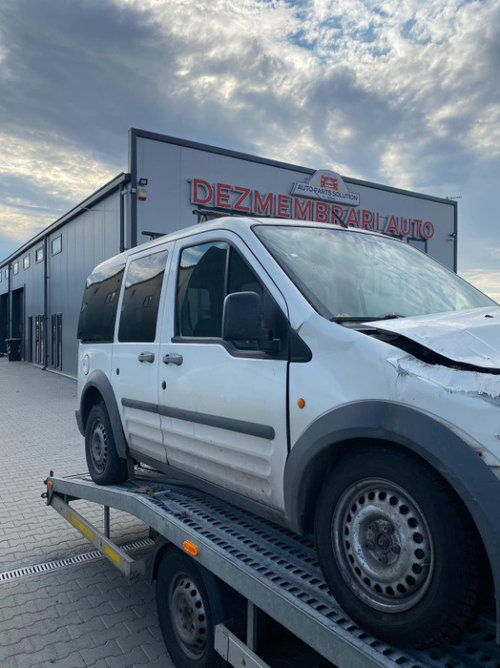 Dezmembram Ford Tourneo Connect 1.8 TDCI an fabr 2005