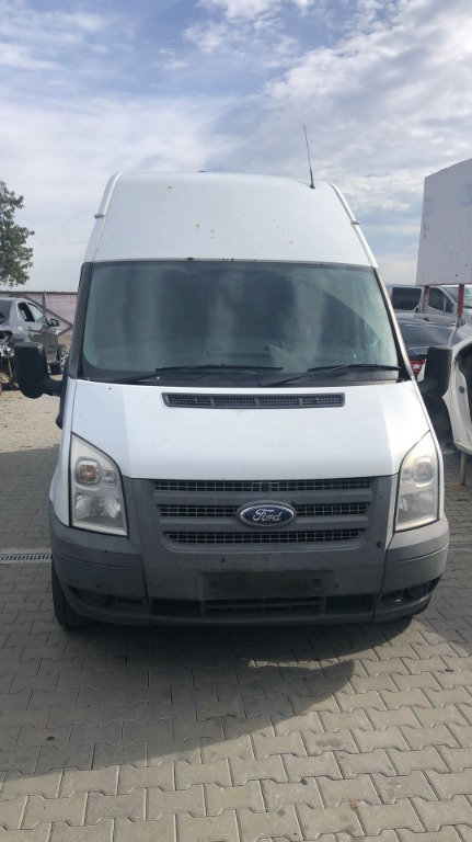 Dezmembram Ford Transit 2.2 TDCI 6 trepte an fabr. 2012 Euro 5
