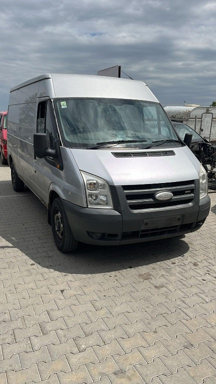 Dezmembram Ford Transit 2.4D din 2009