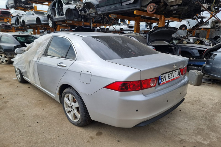 Dezmembram Honda Accord 7 [2002 - 2006] Sedan 4-usi 2.2 sTDi MT (140 hp)