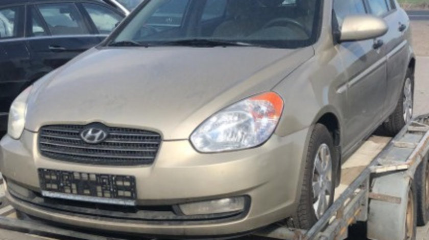 Dezmembram Hyundai Accent 1.4 B an fabr. 2009