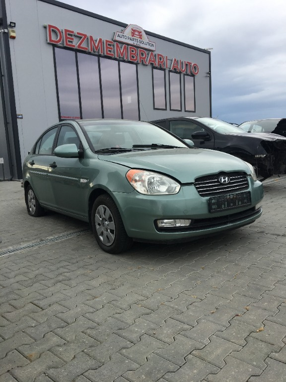 Dezmembram Hyundai Accent 1.5 CRDI an fabr 2009