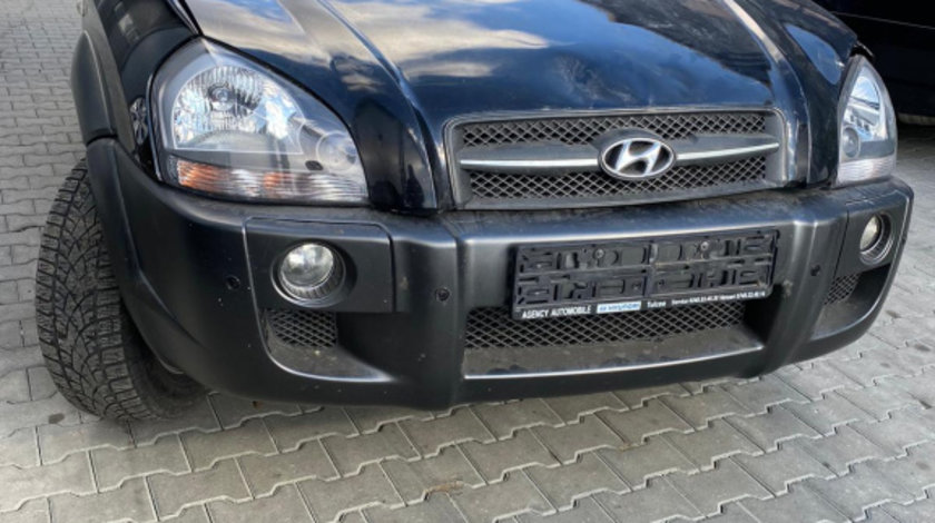 Dezmembram Hyundai Tucson 2.0 benzina 4x4 an fabr 2009