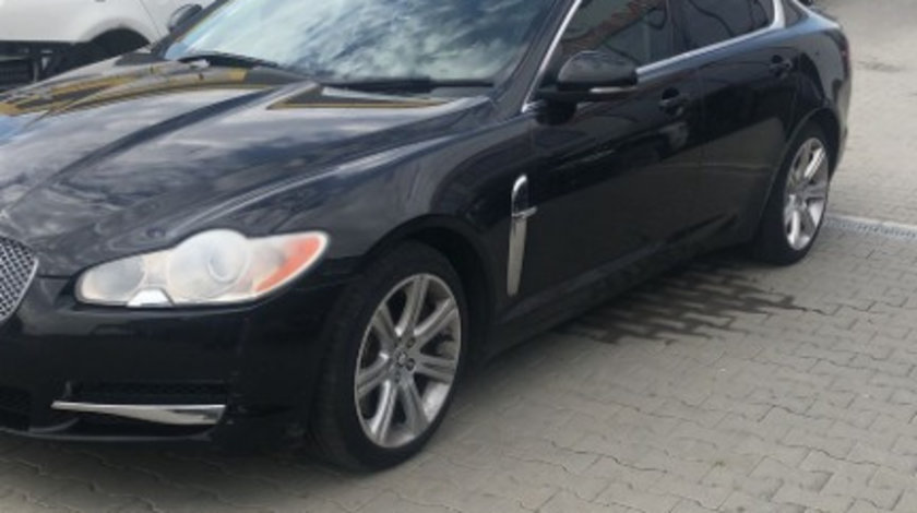 Dezmembram Jaguar XF 3.0 diesel 306DT an fabricatie 2011