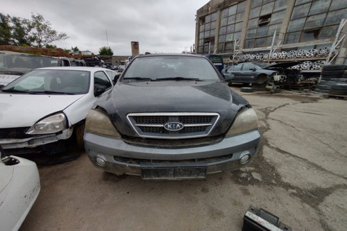 Dezmembram Kia Sorento [2002 - 2006] SUV 2.5 CRDi 4WD MT (140 hp)