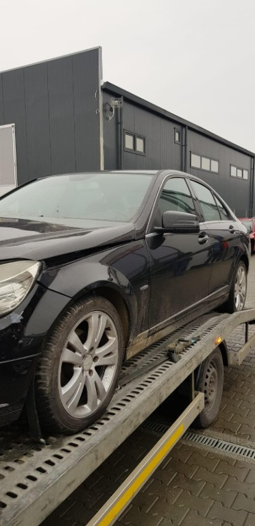 Dezmembram Mercedes Benz 200 CDI, 2.2 D an fabr 2010