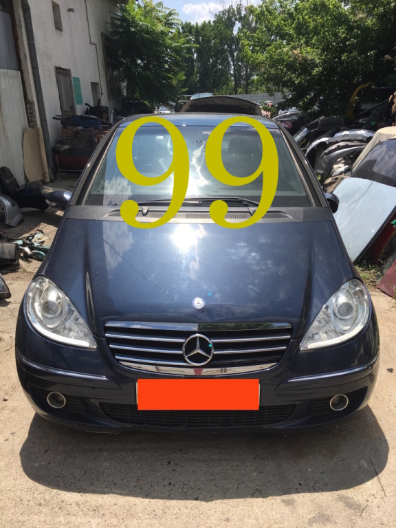 Dezmembram Mercedes-Benz A-Class W169 [2004 - 2008] Hatchback 5-usi A 170 Autotronic (116 hp) 1.7 - 266.940