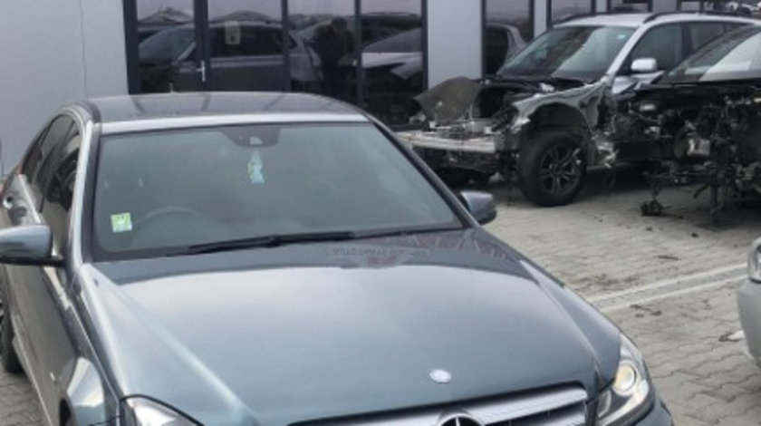 Dezmembram Mercedes Benz C Class 220 CDI an fabr 2011