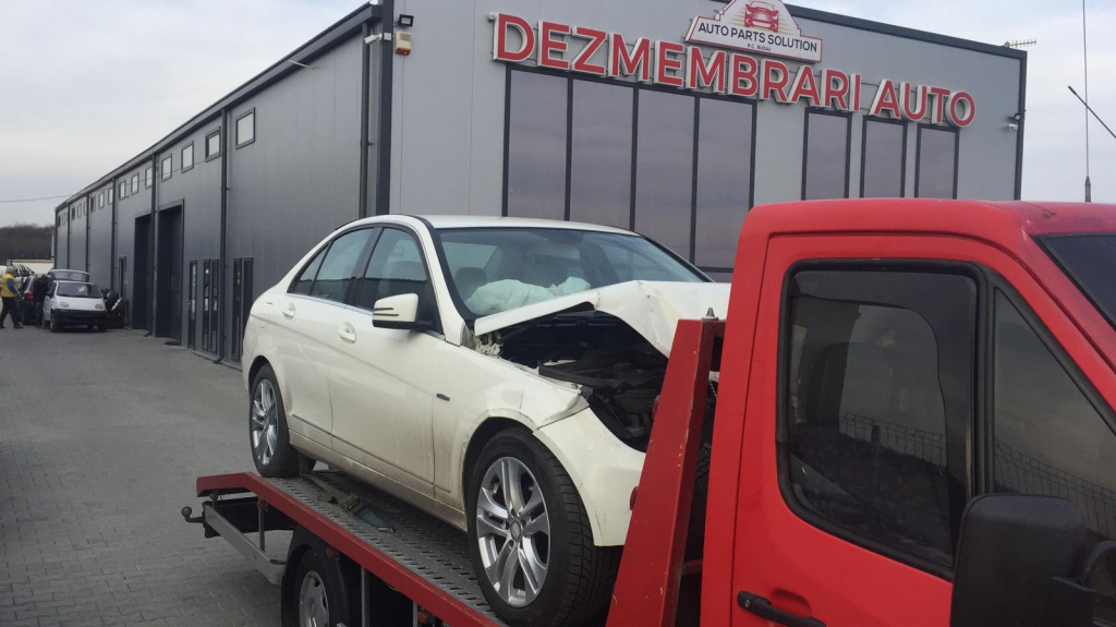 Dezmembram Mercedes-Benz C Class W 204,2.2 CDI an fabr 2012
