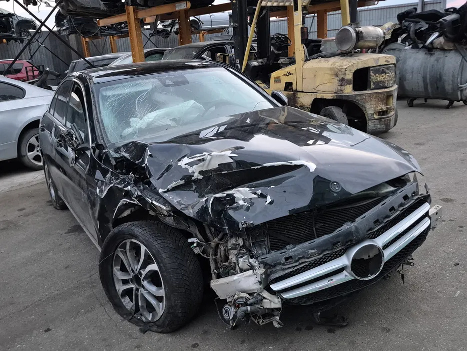 Dezmembram Mercedes-Benz C-Class W205/S205/C205 [2014 - 2018] 2.2 cdi om651921