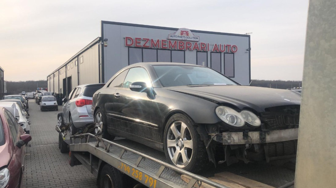 Dezmembram Mercedes Benz CLK 2.7D an fabr 2004