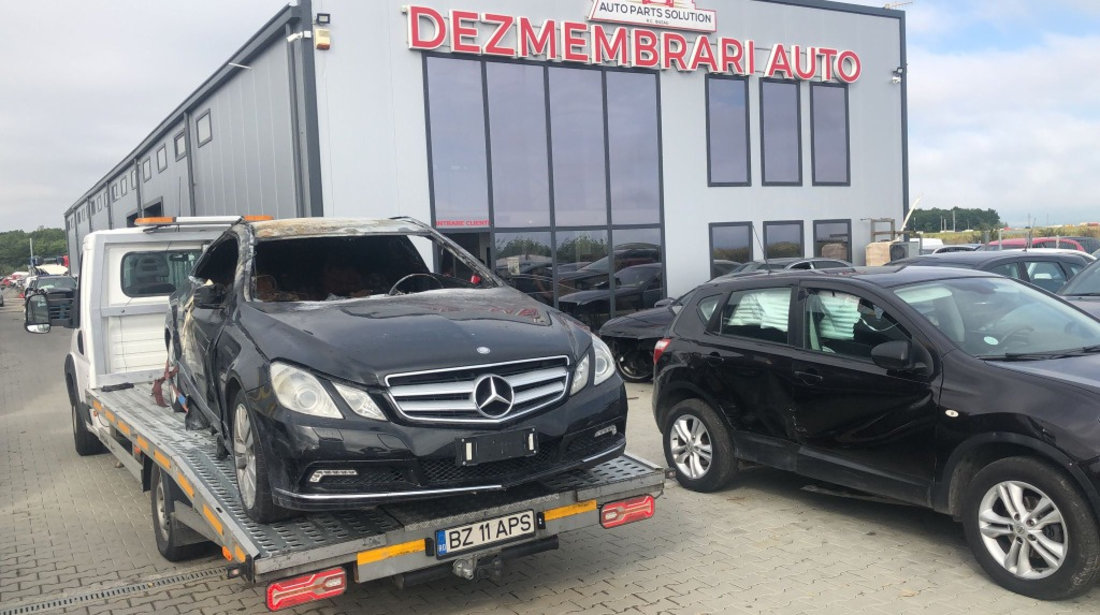 Dezmembram Mercedes Benz E 220 CDI an fabr 2012, coupe