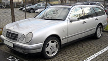Dezmembram Mercedes-Benz E-Class W210/S210 [1995 -...