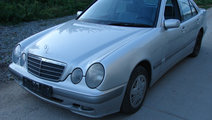 Dezmembram Mercedes-Benz E-Class W210/S210 [faceli...