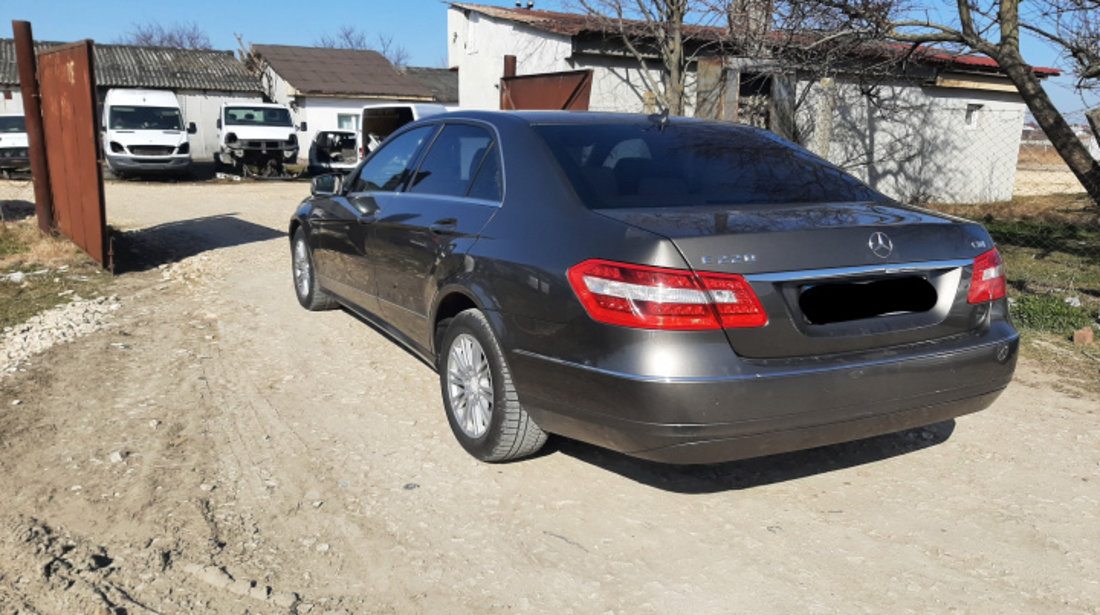 Dezmembram Mercedes-Benz E-Class W212/S212/C207/A207 [2009 - 2013] Sedan 4-usi E 220 CDI BlueEfficiency 5G-Tronic (170 hp)