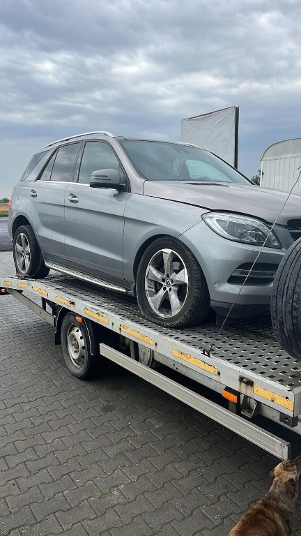 Dezmembram Mercedes Benz ML W166 3.0 CDI din 2014