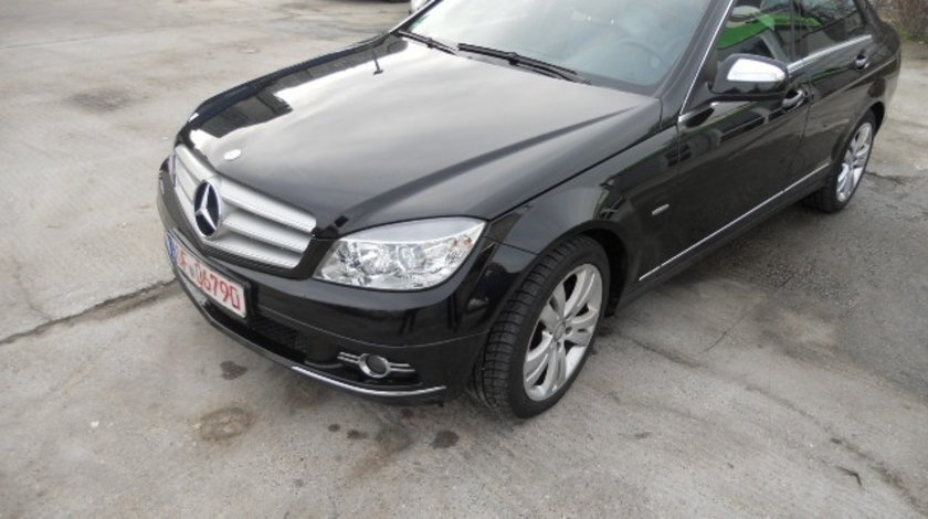 Dezmembram Mercedes W204 2009