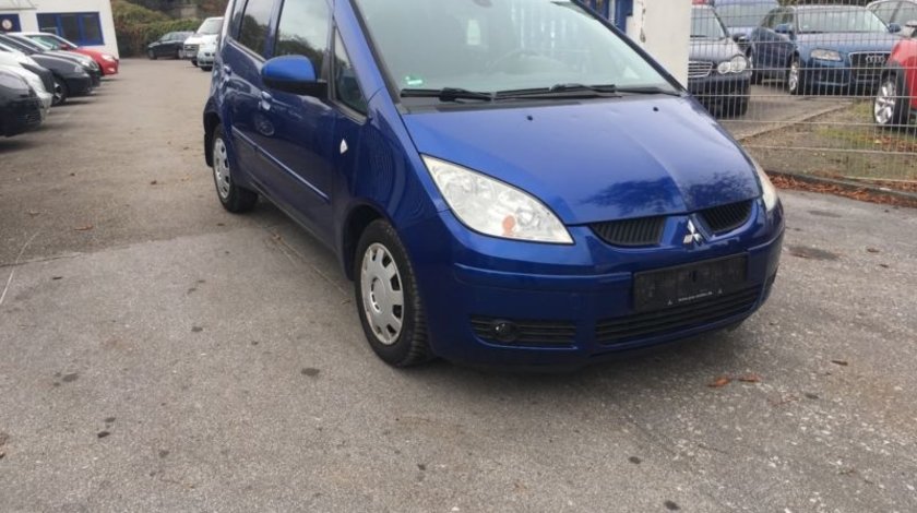 Dezmembram Mitsubishi Colt 2008