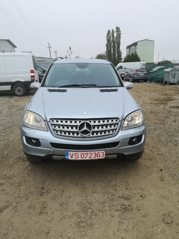 Dezmembram ML W164 3.0 diesel 2007