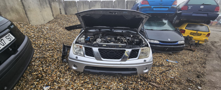 Dezmembram Nissan Navara D40 [2005 - 2010] Pickup 2.5 dCi MT (174 hp)