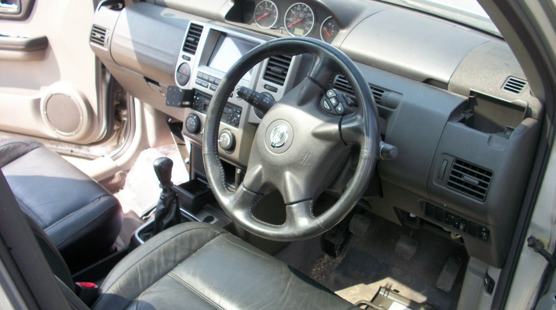 Dezmembram Nissan X-trail 2.2diesel din anul 2005