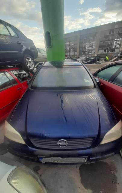 Dezmembram Opel Astra G [1998 - 2009] Hatchback 5-usi 1.6 MT (75 hp)