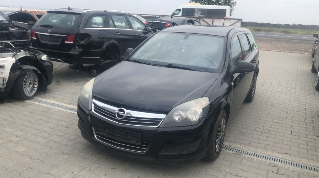 Dezmembram Opel Astra H 1.7 CDTI an fabr. 2010