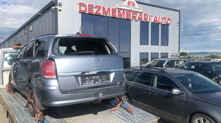 Dezmembram Opel Astra H 1.8 benzina an fabr 2005