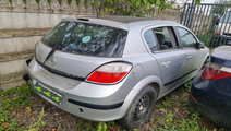 Dezmembram Opel Astra H [2004 - 2007] Hatchback 1....