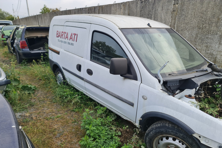 Dezmembram Opel Combo C [facelift] [2005 - 2011]
