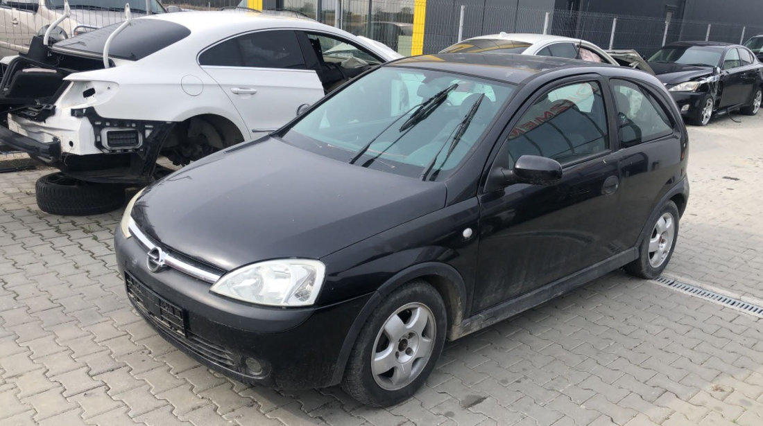 Dezmembram Opel Corsa C 1.4 benzina an fabr 2003