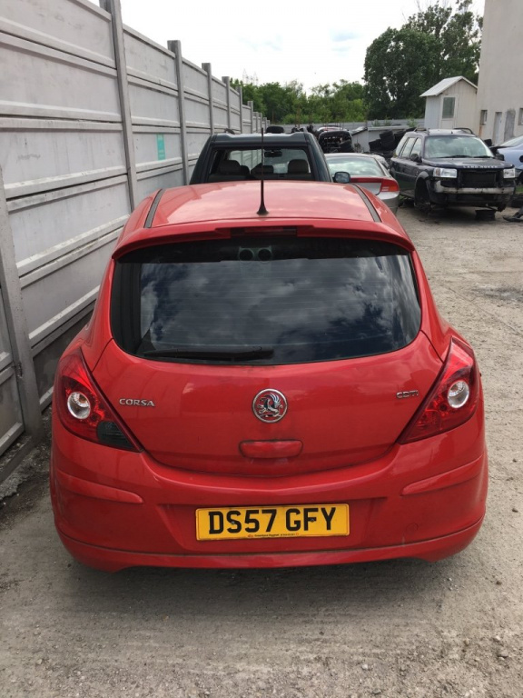 Dezmembram Opel Corsa D [2006 - 2011] Hatchback 3-usi 1.3 CDTi MT (75 hp)