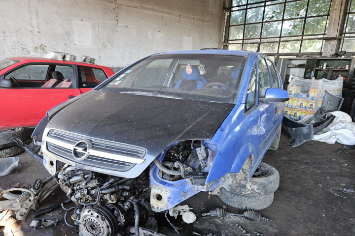 Dezmembram Opel Meriva [2002 - 2006] Minivan 1.7 CDTI MT (100 hp)
