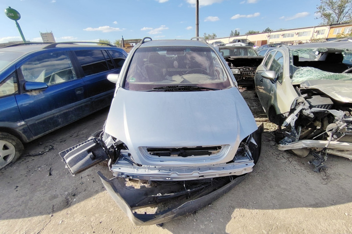 Dezmembram Opel Zafira A [1999 - 2003] Minivan 5-usi 1.6 MT (101 hp)