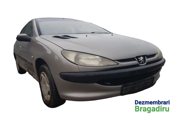 Dezmembram Peugeot 206 [1998 - 2003] Hatchback 5-usi 1.4 HDI MT (68 hp)