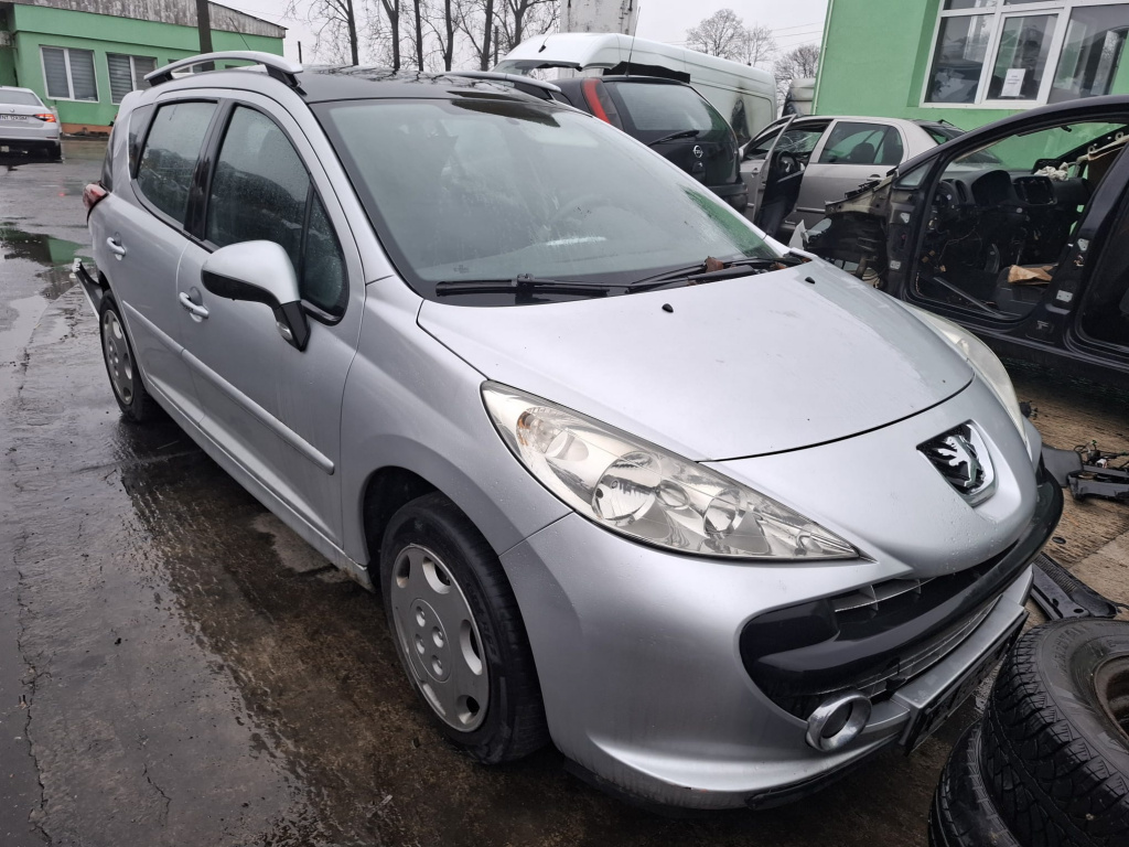 Dezmembram Peugeot 207 [2006 - 2009] 1.6 hdi 9H01