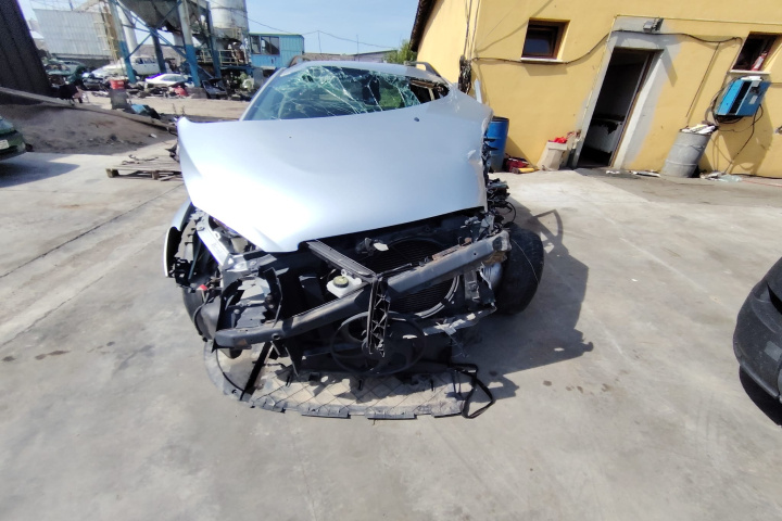 Dezmembram Peugeot 307 [2001 - 2005] wagon 2.0 HDi MT (90 hp)