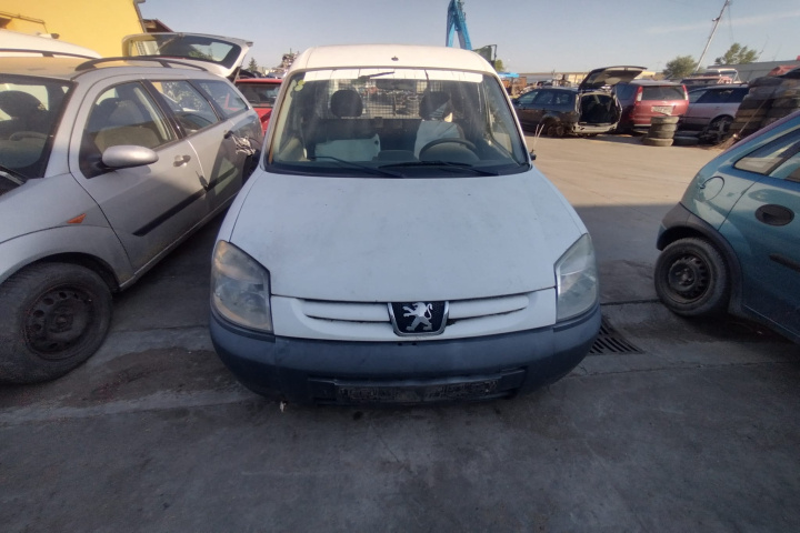 Dezmembram Peugeot Partner [facelift] [2002 - 2012] Minivan