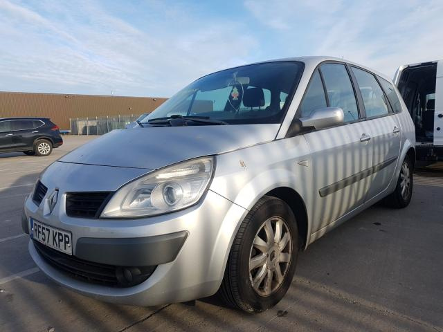 Dezmembram piese motor si caroserie Renault Scenic 2 [Fabr 2003-2008] 1.9 dci