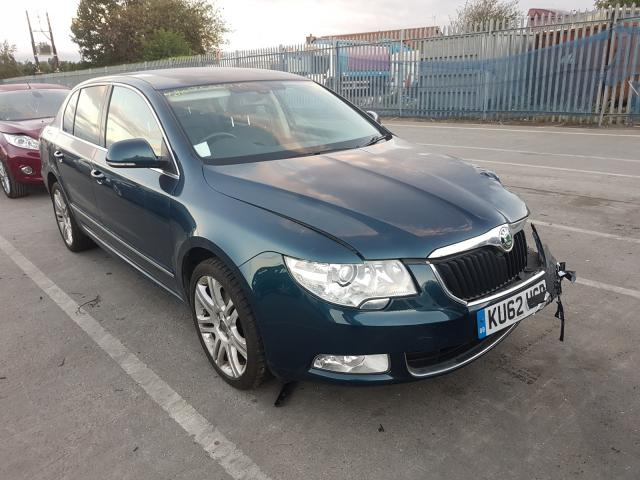 Dezmembram piese motor si caroserie Skoda Superb II (3T4) [Fabr 2008-2015] 1.6 tdi