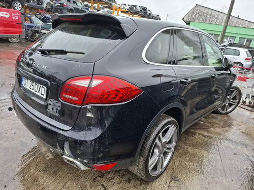 Dezmembram Porsche Cayenne 958 [2010 - 2014] 3.0 d CRCA