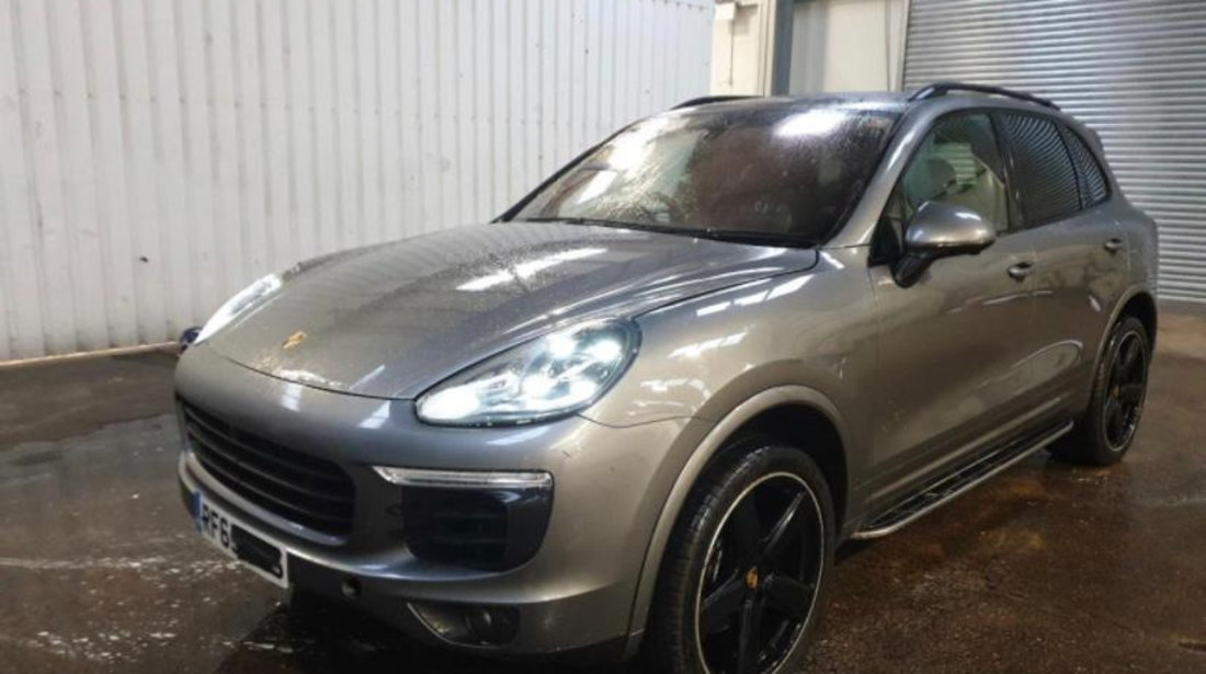 Dezmembram Porsche Cayenne 958 Facelfit 3.0tdi CVVA An Fab 2016