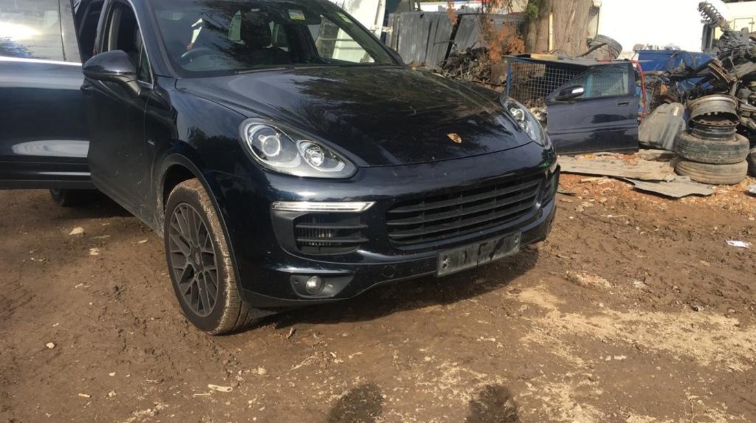 Dezmembram Porsche Cayenne 958 Facelift 2015 3.0tdi CVV CVVA model 958 7P