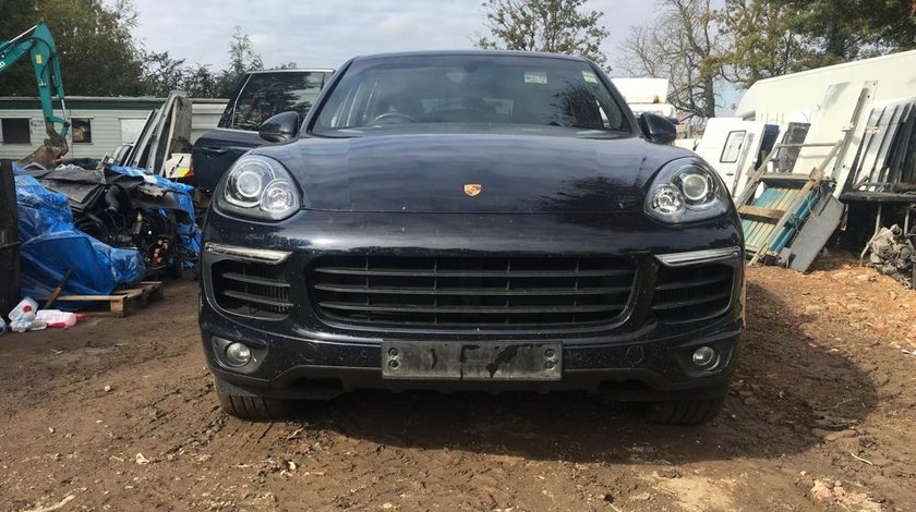 Dezmembram Porsche Cayenne 958 Facelift 2015 3.0tdi CVV CVVA model 958 7P