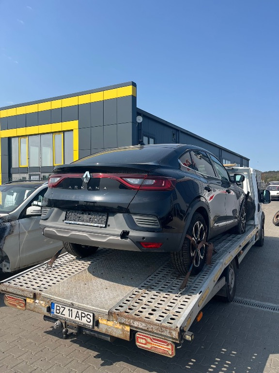 Dezmembram Renault Arkana 1.3 TCE 16.000km din 2020