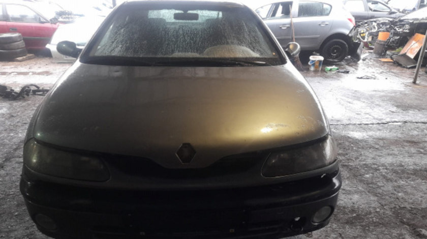 Dezmembram Renault Laguna [facelift] [1998 - 2001] Liftback 1.9 DCi MT (110 hp)