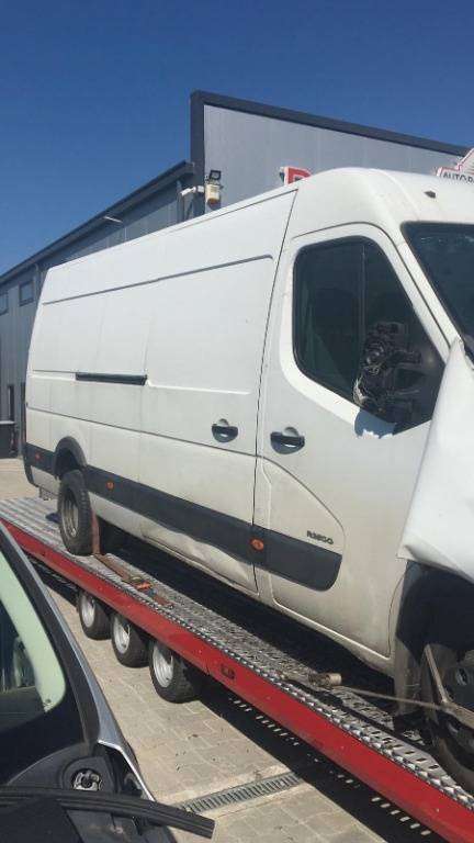 Dezmembram Renault Master 2.3 DCI punte dubla an fabr 2012