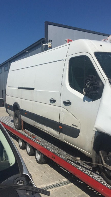 Dezmembram Renault Master 2.3 DCI punte dubla an fabr 2012