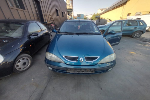 Dezmembram Renault Megane [1995 - 1999] Hatchback