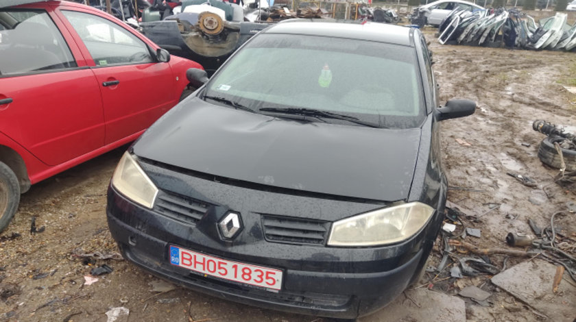 Dezmembram Renault Megane 2 [2002 - 2006] Hatchback 5-usi 1.5 dCi MT (100 hp)